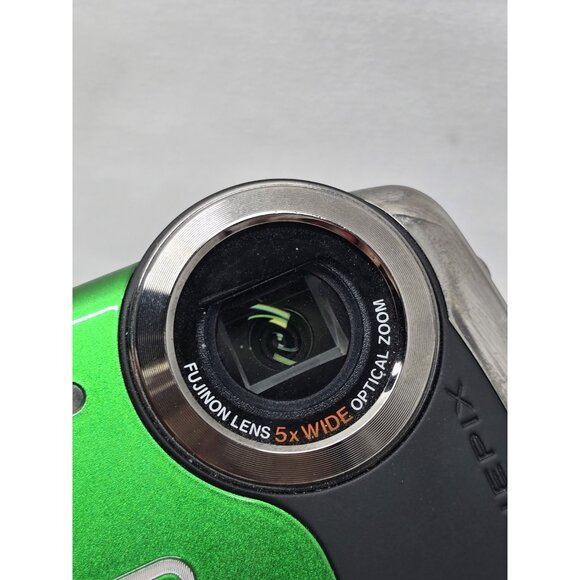 Fujifilm FinePix XP50 Waterproof Digital Camera Green Tested & Working - Picture 6 of 17
